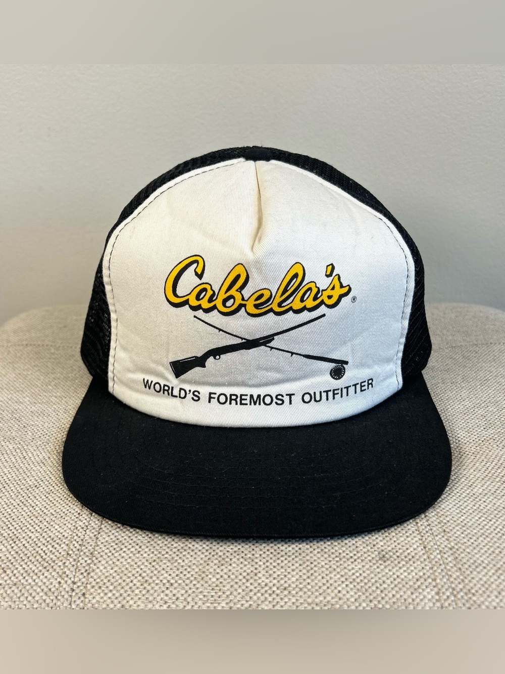 Vintage Cabela’s World's Foremost Outfitter Trucker Hat Mesh Snapback Black